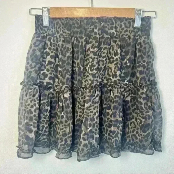 Olivaceous Ruffled Leopard Print Lined Mini Skirt Size Small - Picture 2 of 12